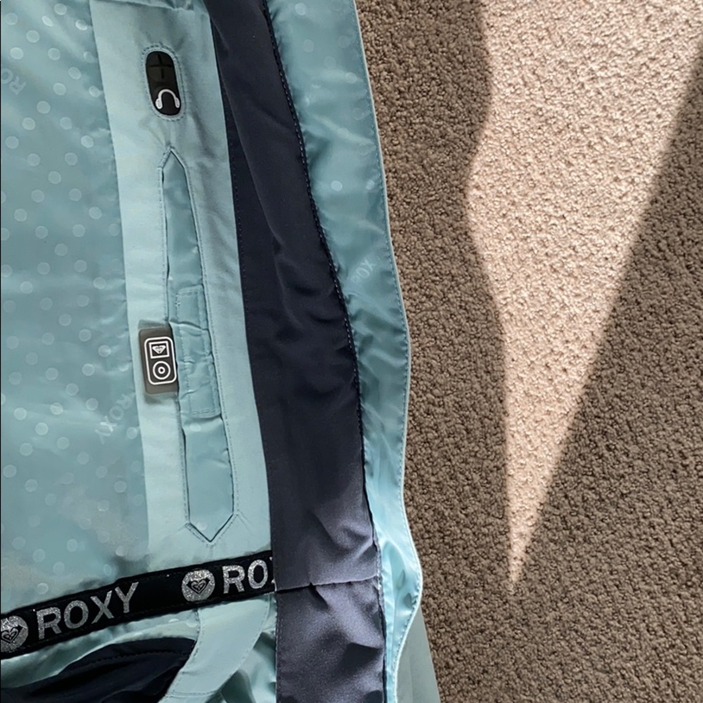 Roxy Ski Jacket - image 4